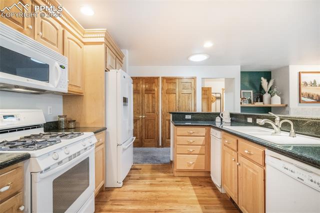 4735 Red Forest Road