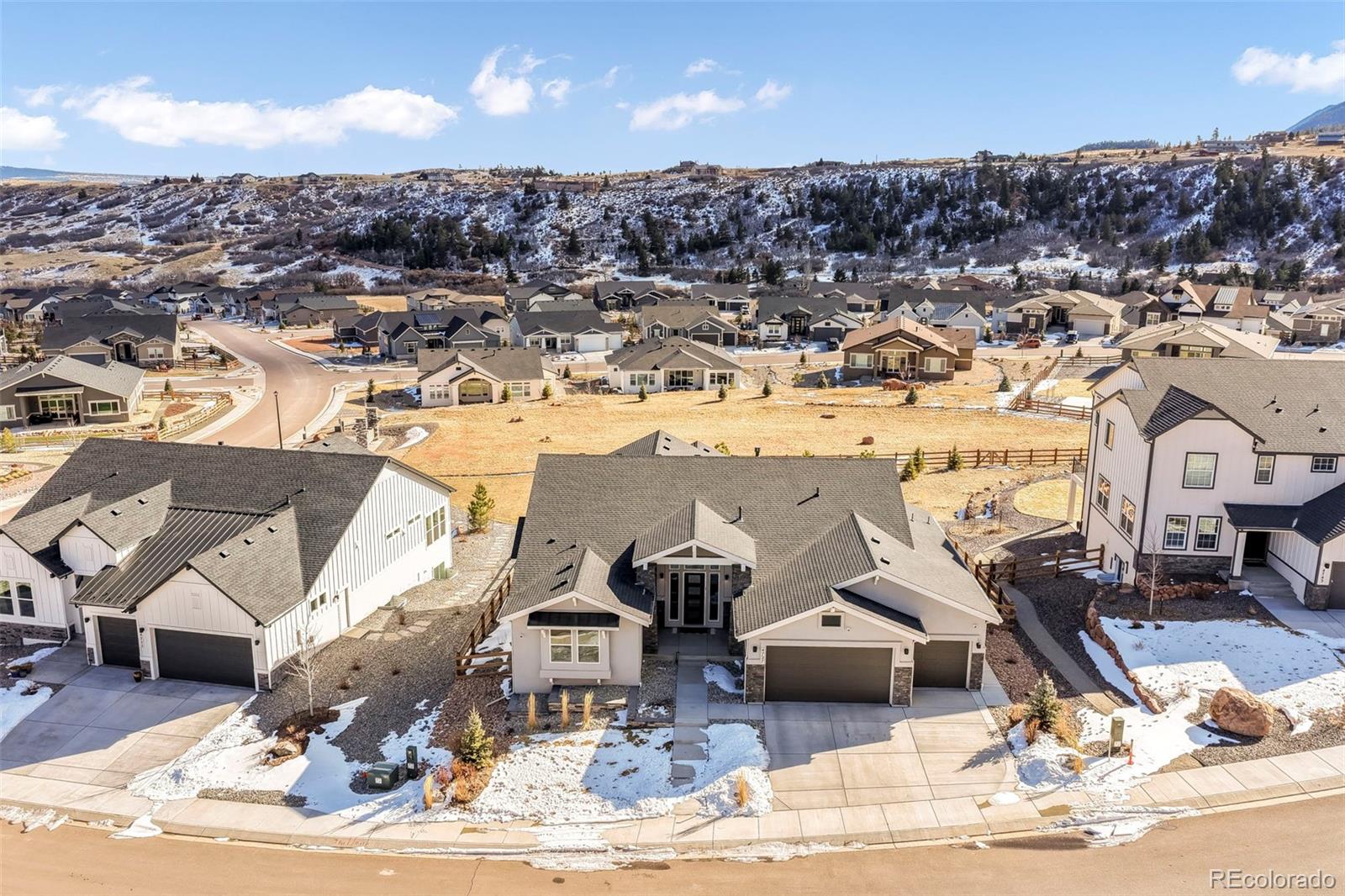 4727 Horse Trader Place