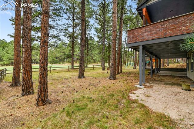 18690 Thunderbird Trail