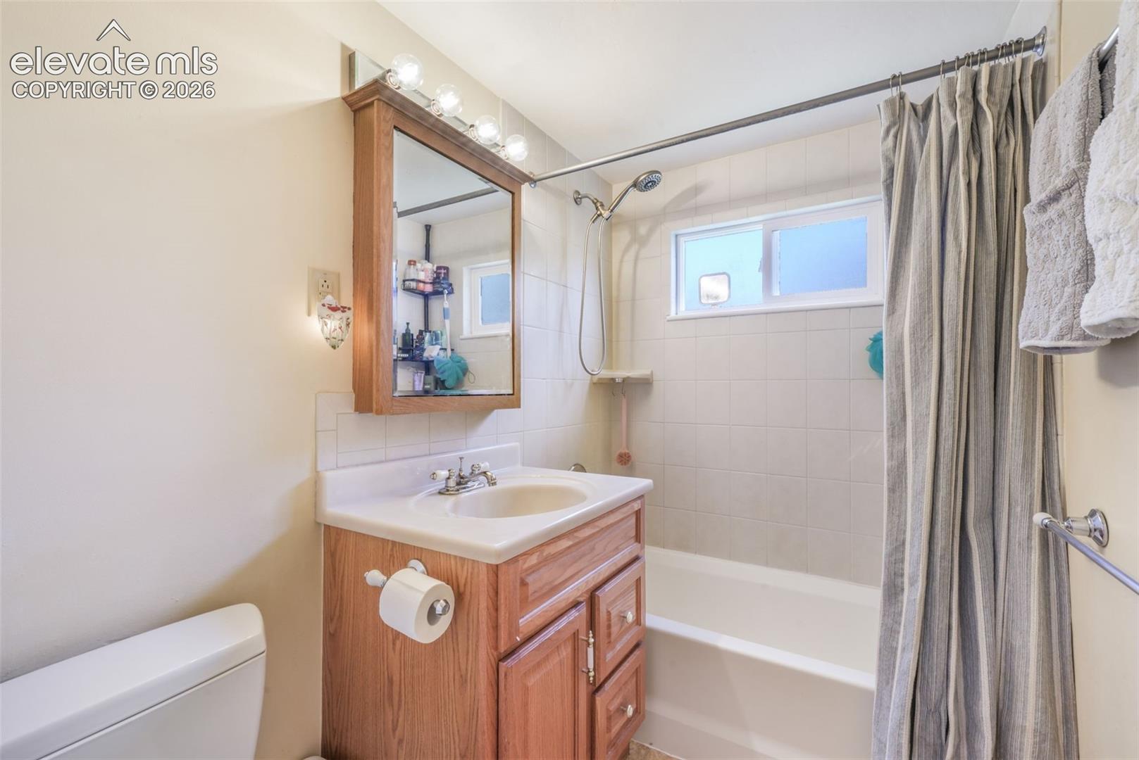 3326 W Kiowa Street