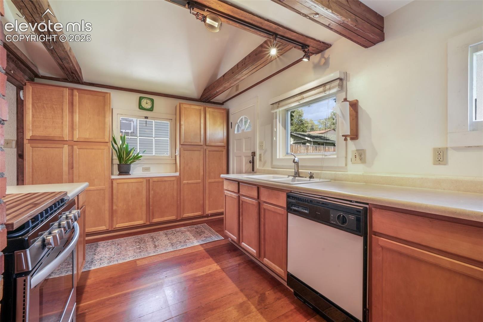 3326 W Kiowa Street