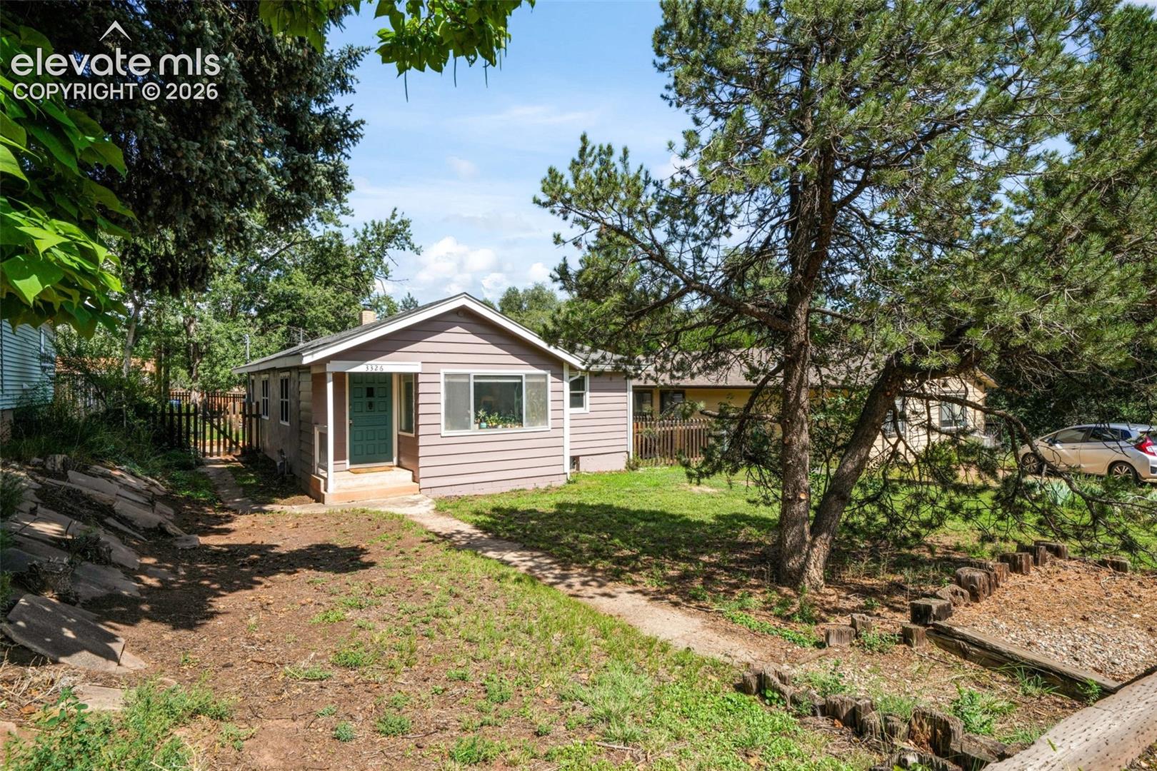 3326 W Kiowa Street