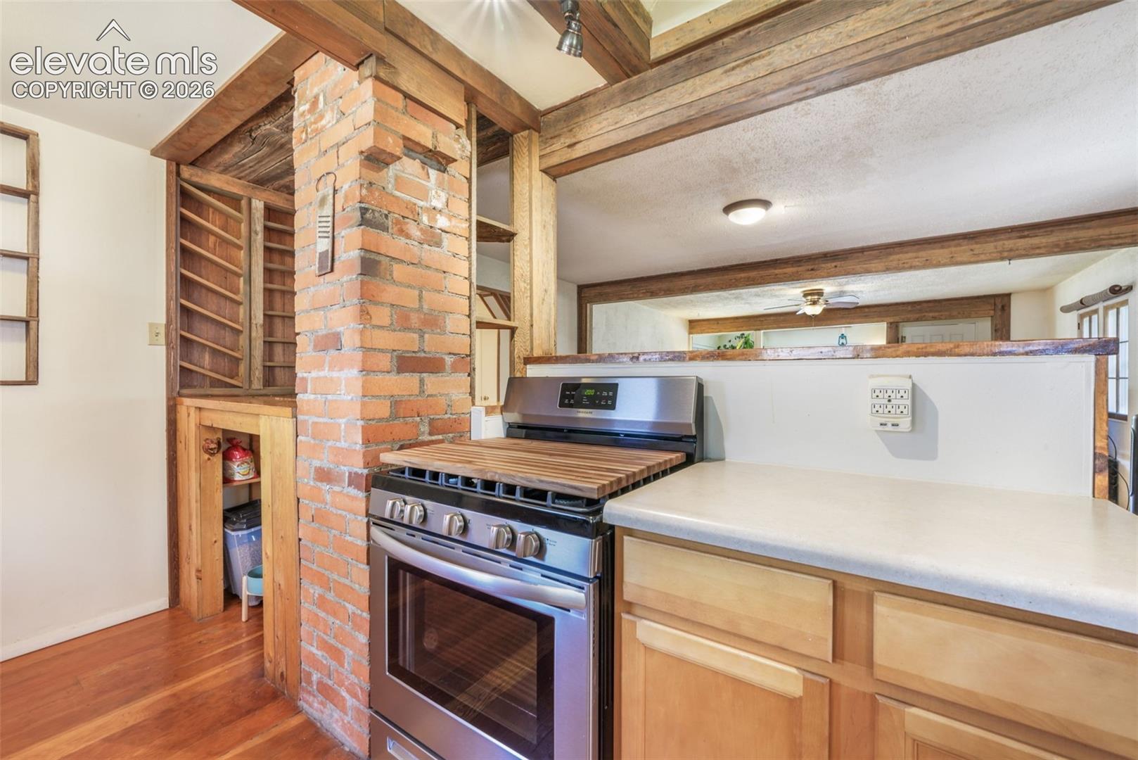 3326 W Kiowa Street