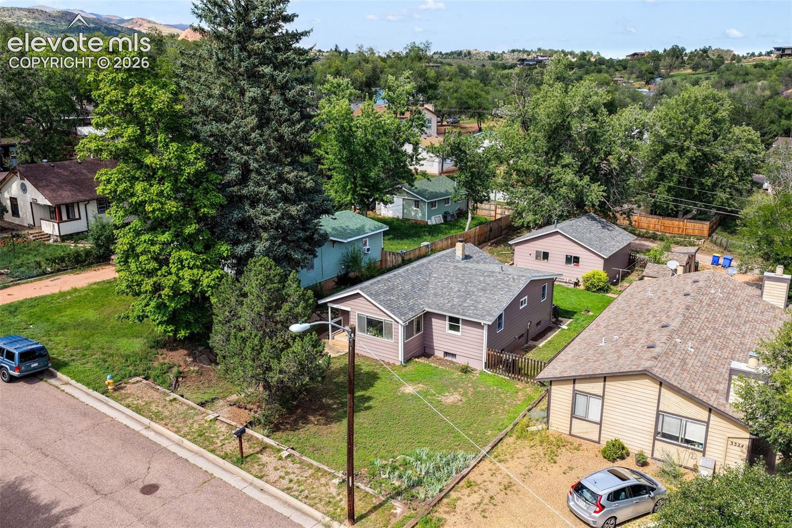 3326 W Kiowa Street