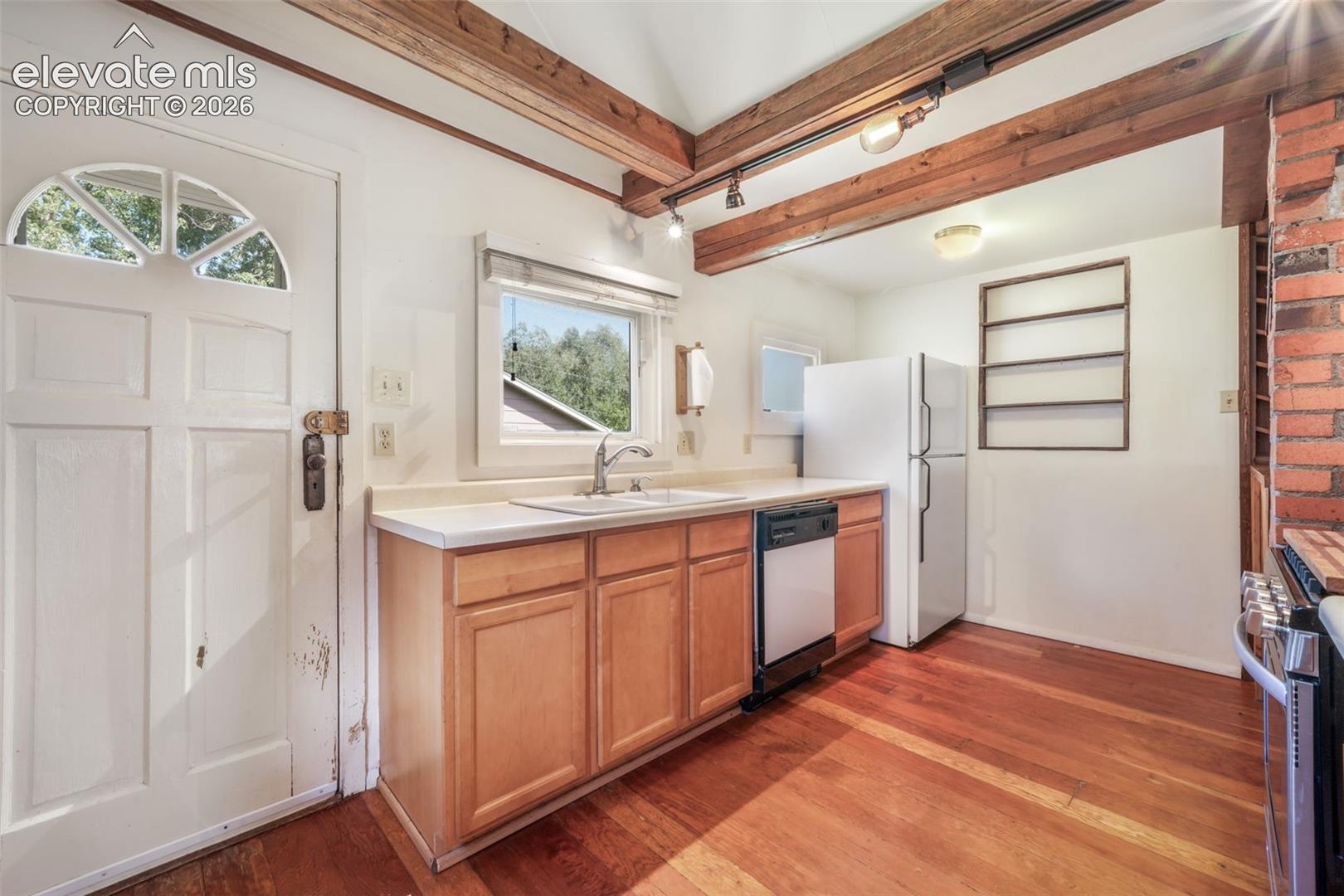 3326 W Kiowa Street