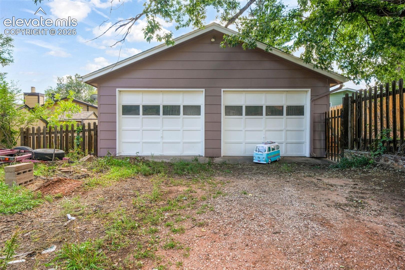 3326 W Kiowa Street