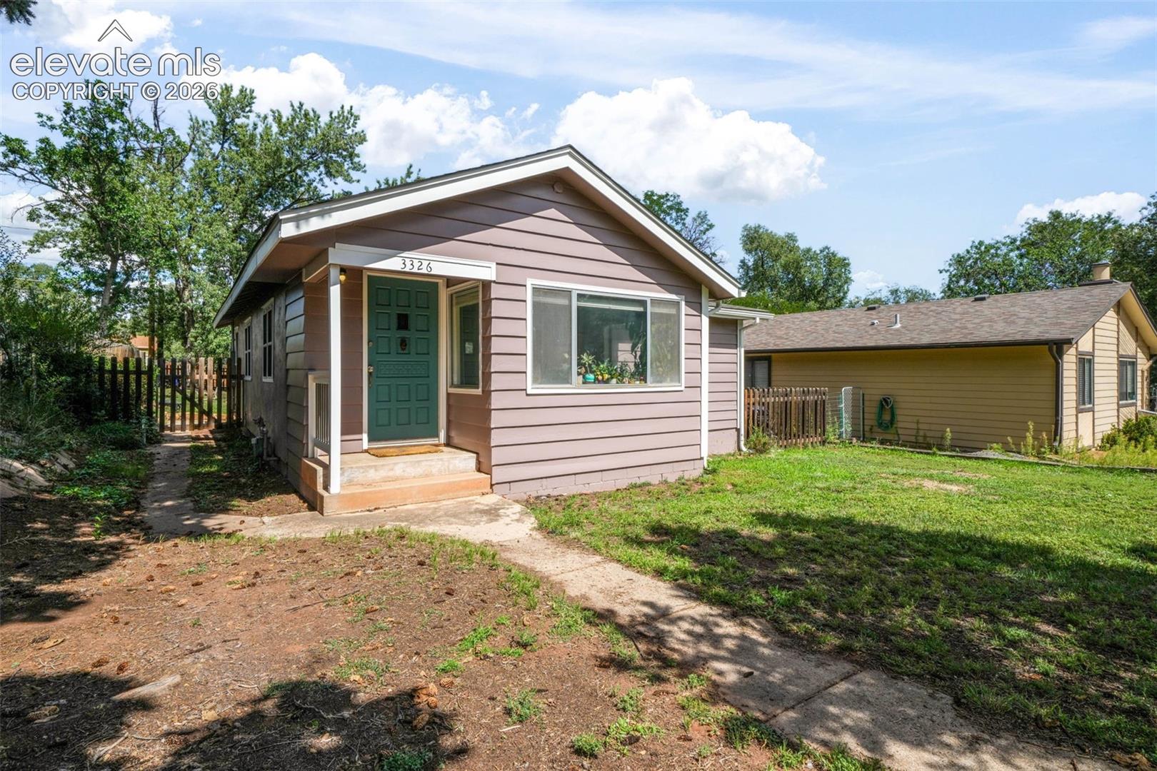 3326 W Kiowa Street