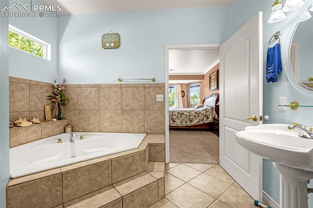 1120 Monument Street