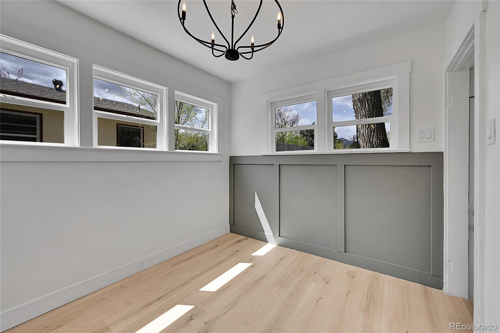 1130 N Hancock Avenue