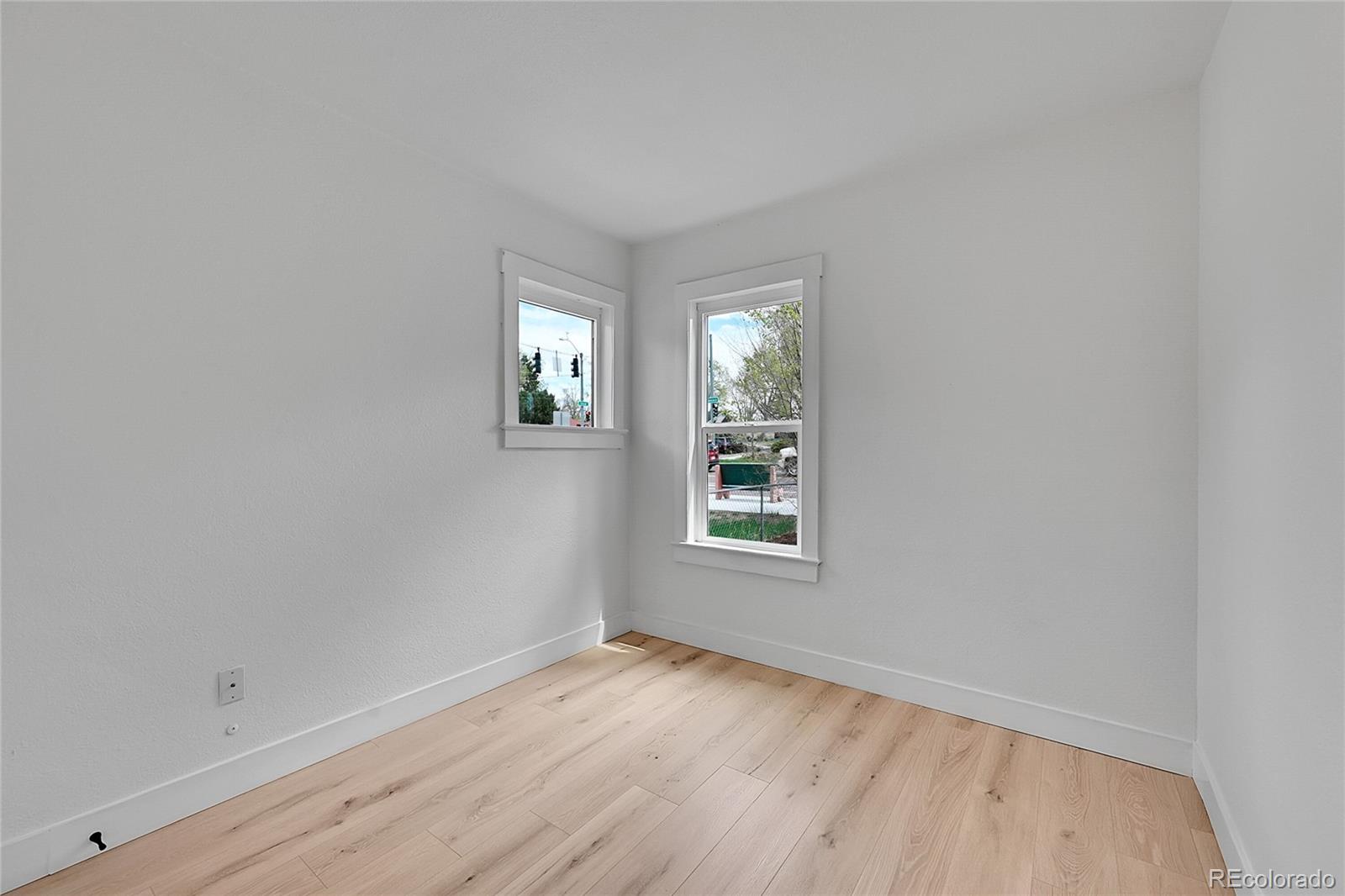 1130 N Hancock Avenue