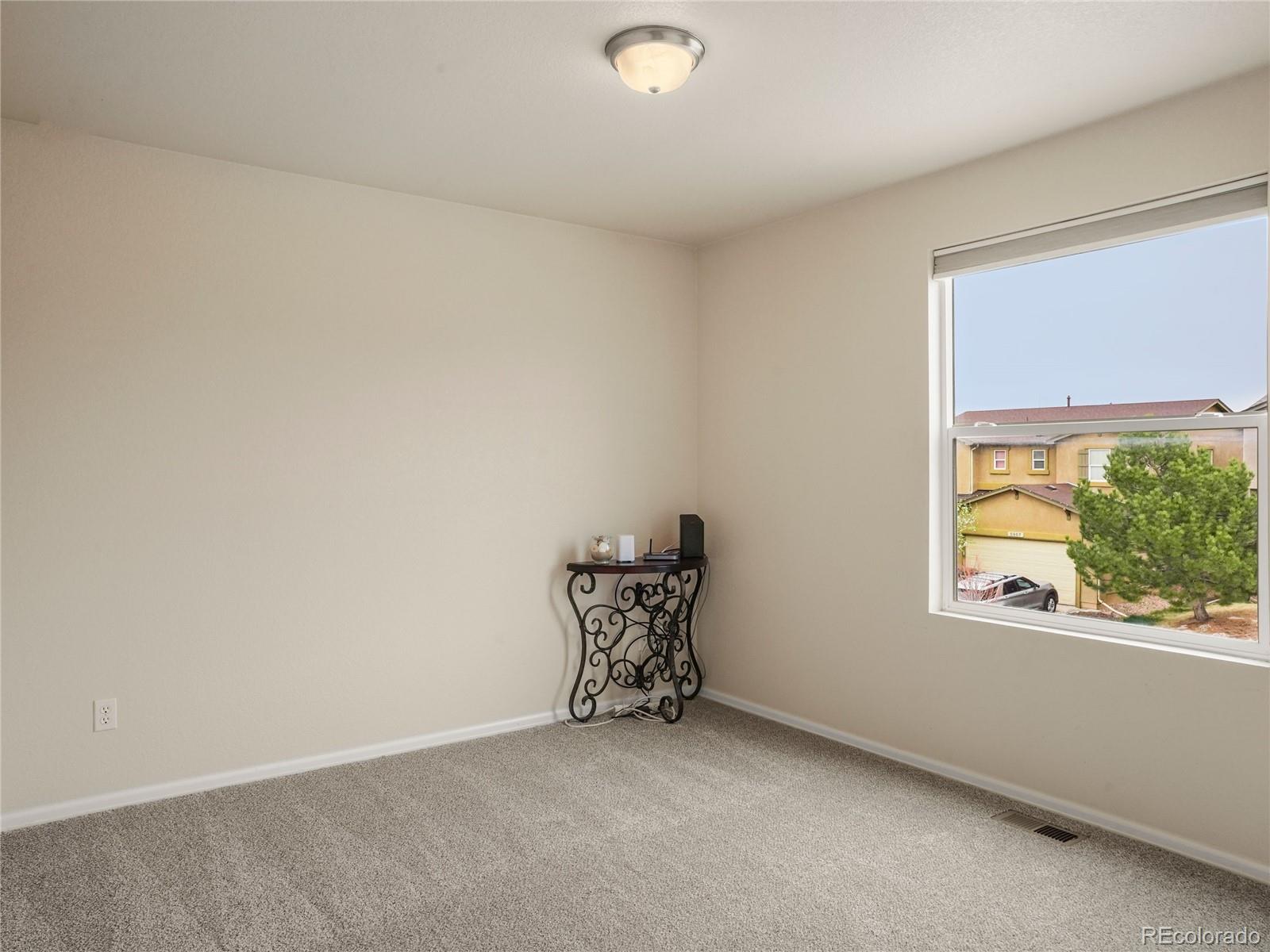 5978 Cumbre Vista Way