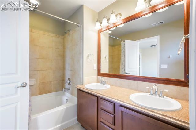 5677 Saint Patrick View