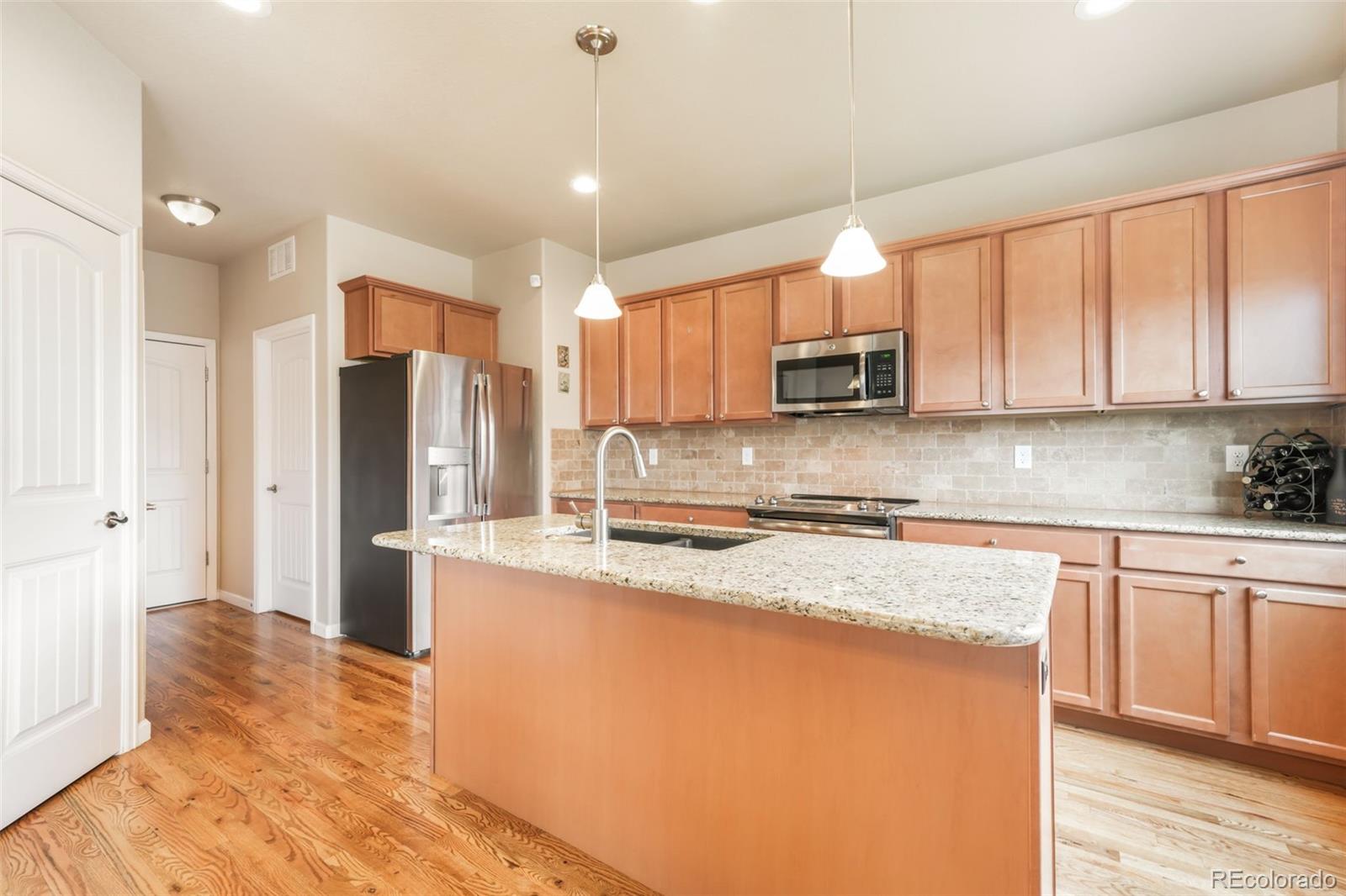 11615 Farnese Heights