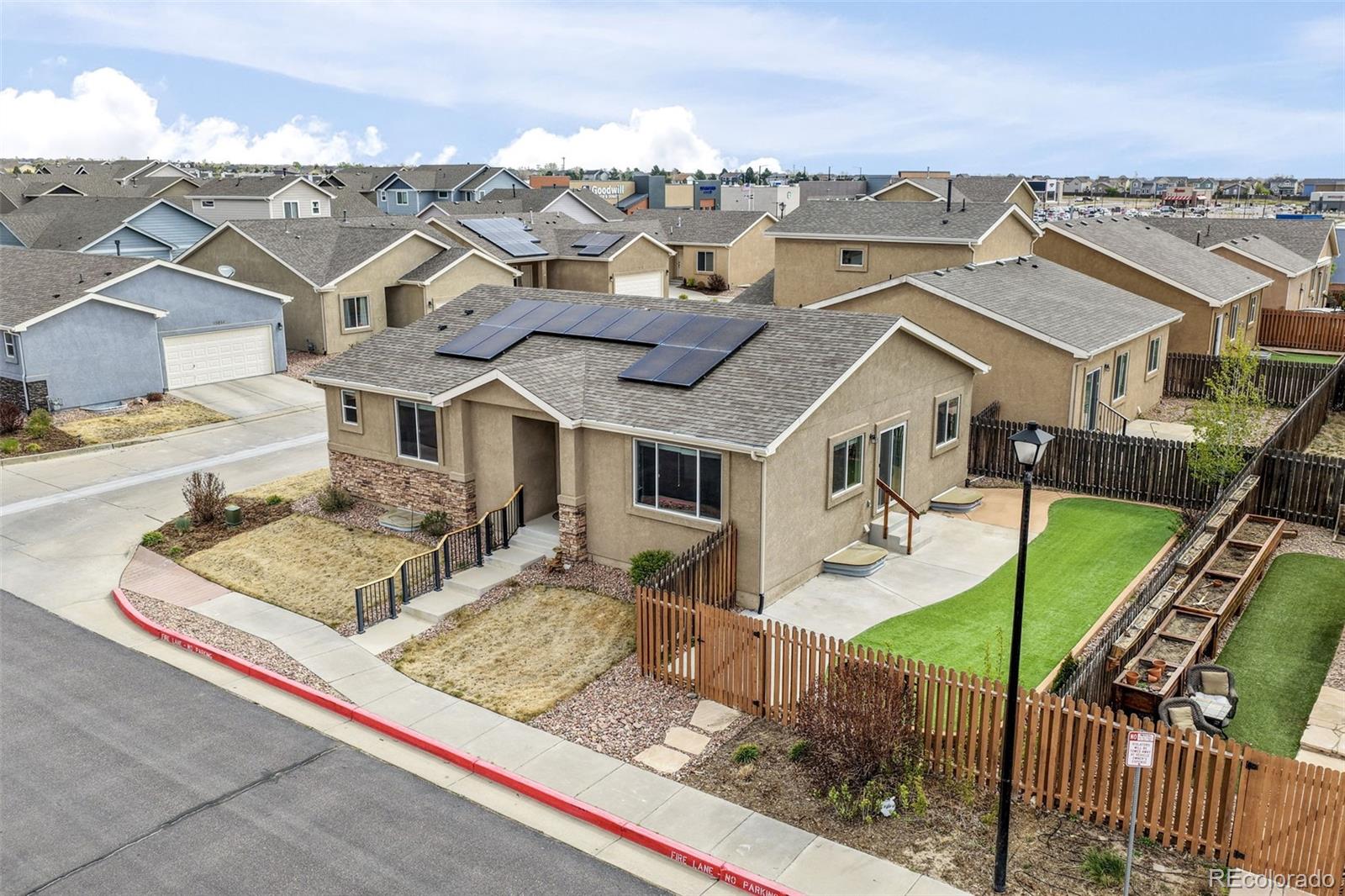 11615 Farnese Heights