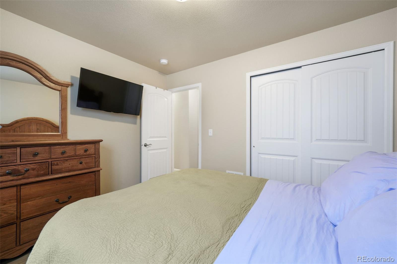 11615 Farnese Heights