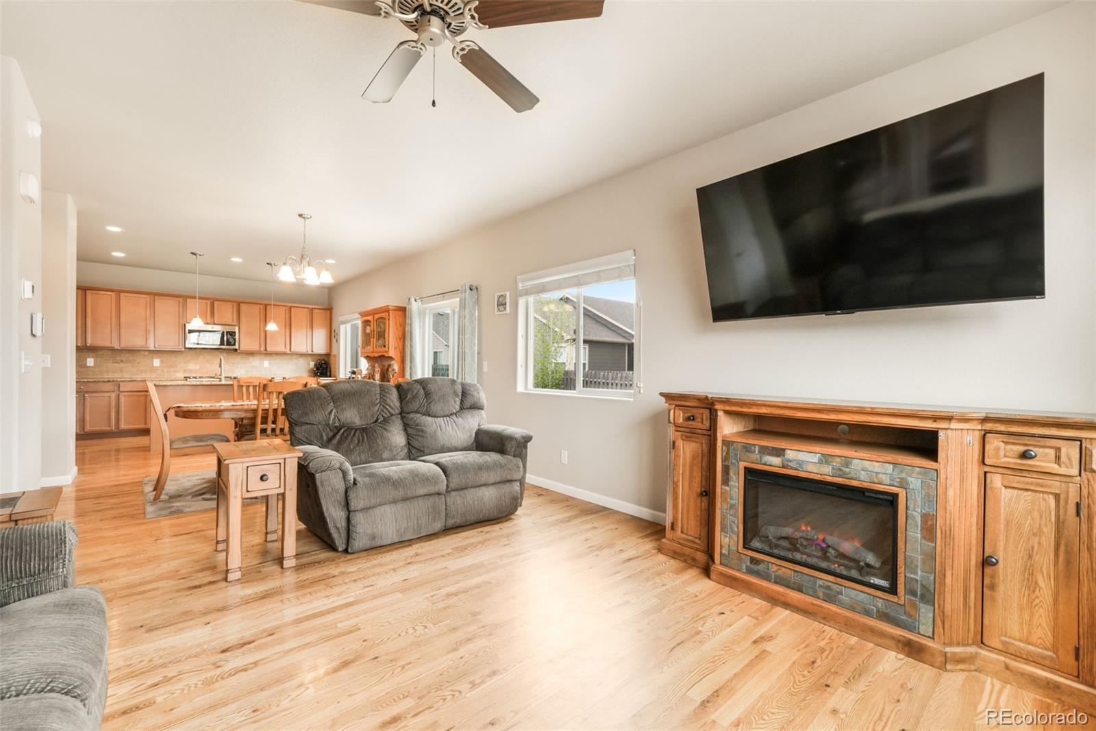 11615 Farnese Heights