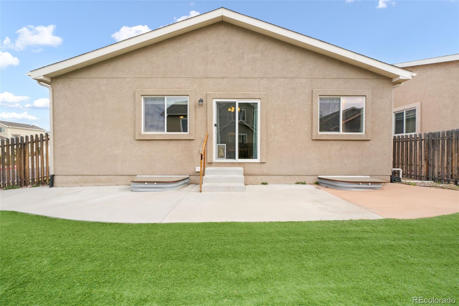 11615 Farnese Heights