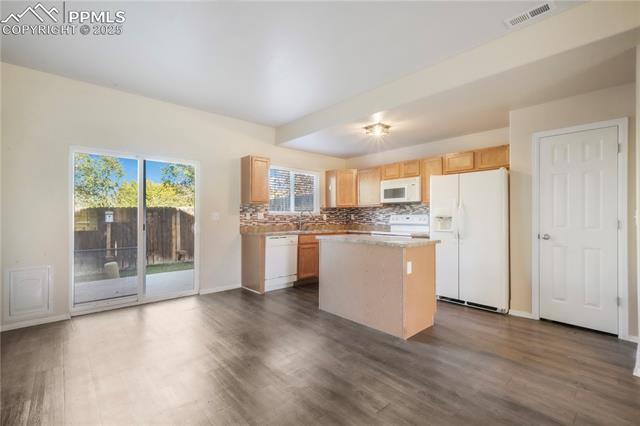 631 Hailey Glenn View