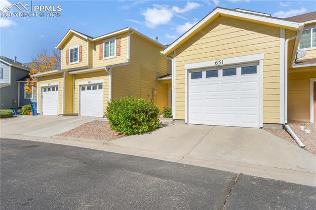 631 Hailey Glenn View