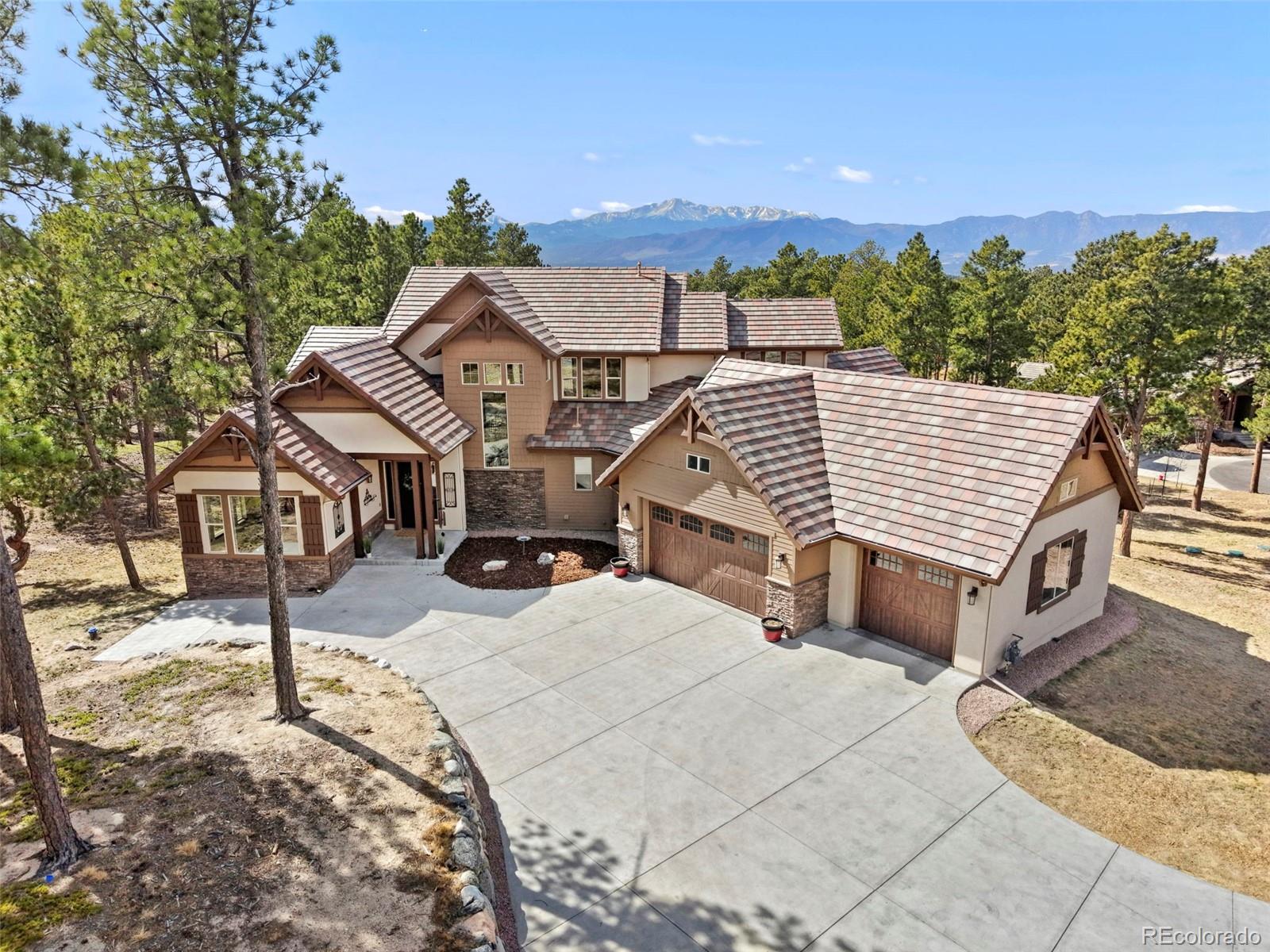 4255 Foxchase Way