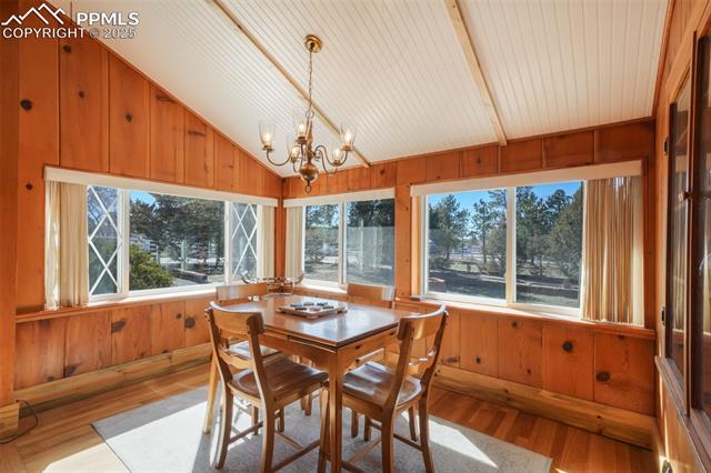 335 N Jefferson Street