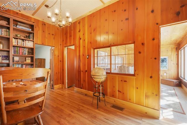 335 N Jefferson Street