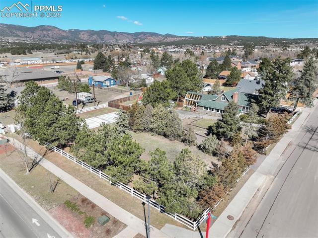 335 N Jefferson Street