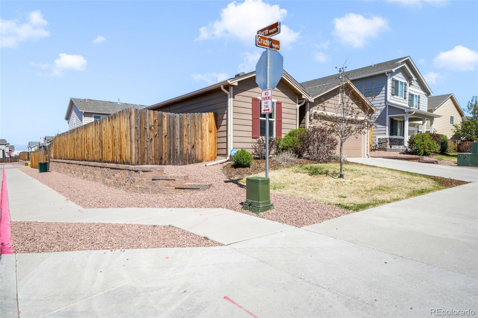 7704 Cruzer Heights