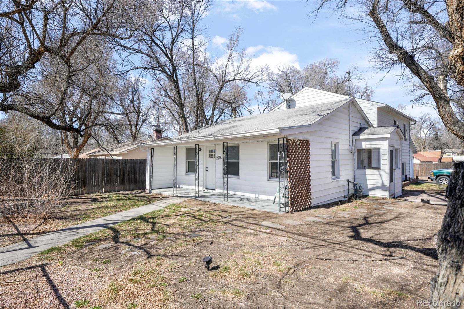 2218 E St Vrain Street