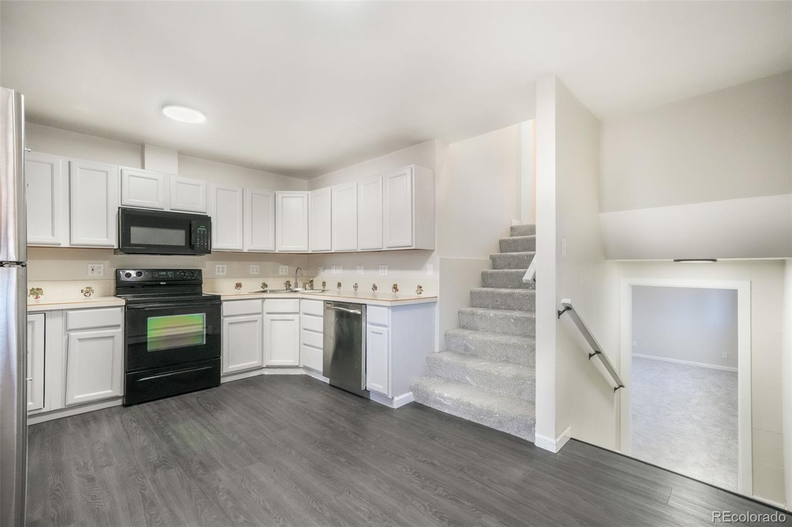 2218 E St Vrain Street