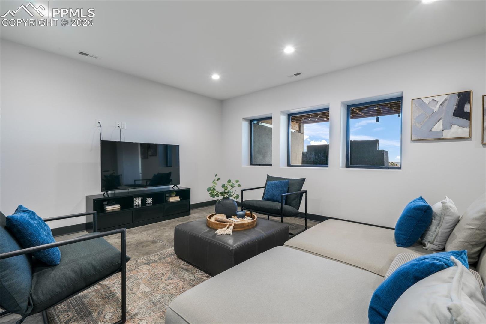 3655 Mesa Top Drive