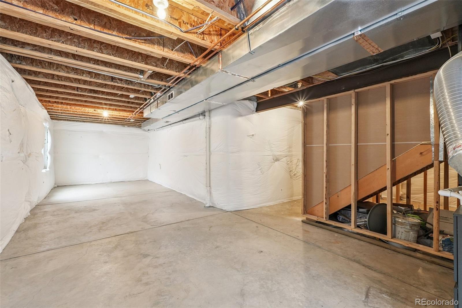 7704 Autumn Leaf Way