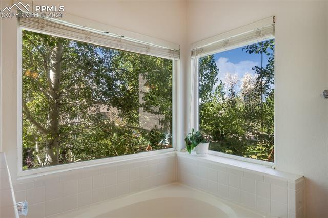 15620 Candle Creek Drive