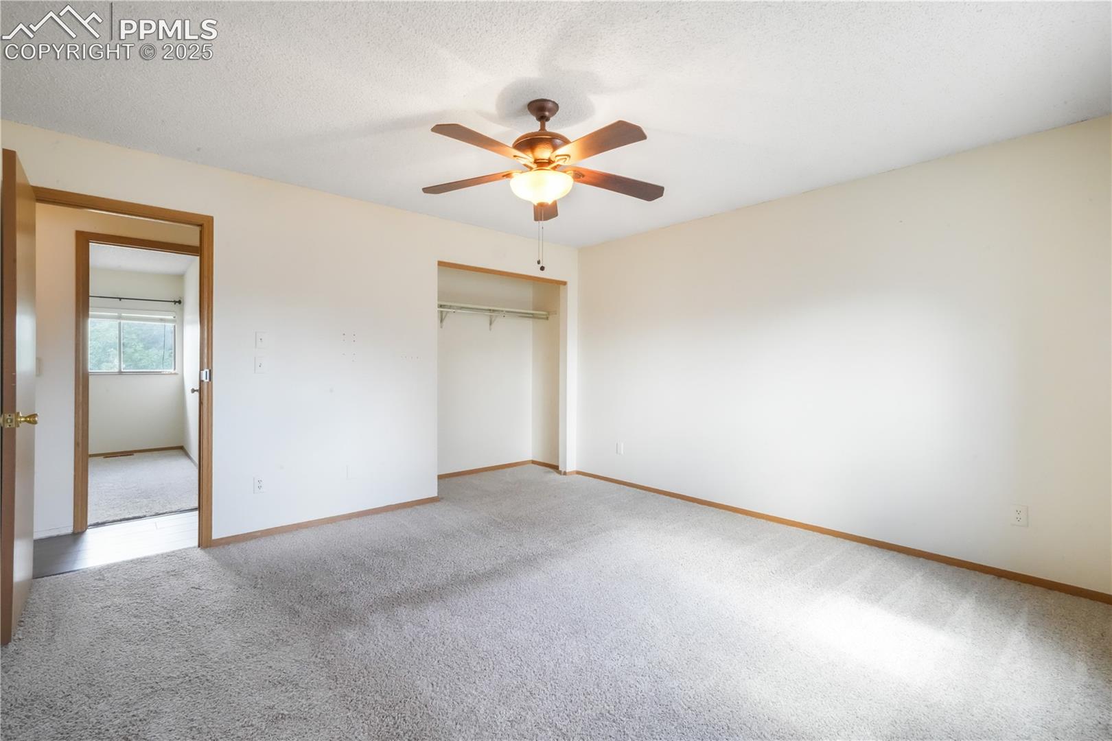 908 N Candlestar Loop