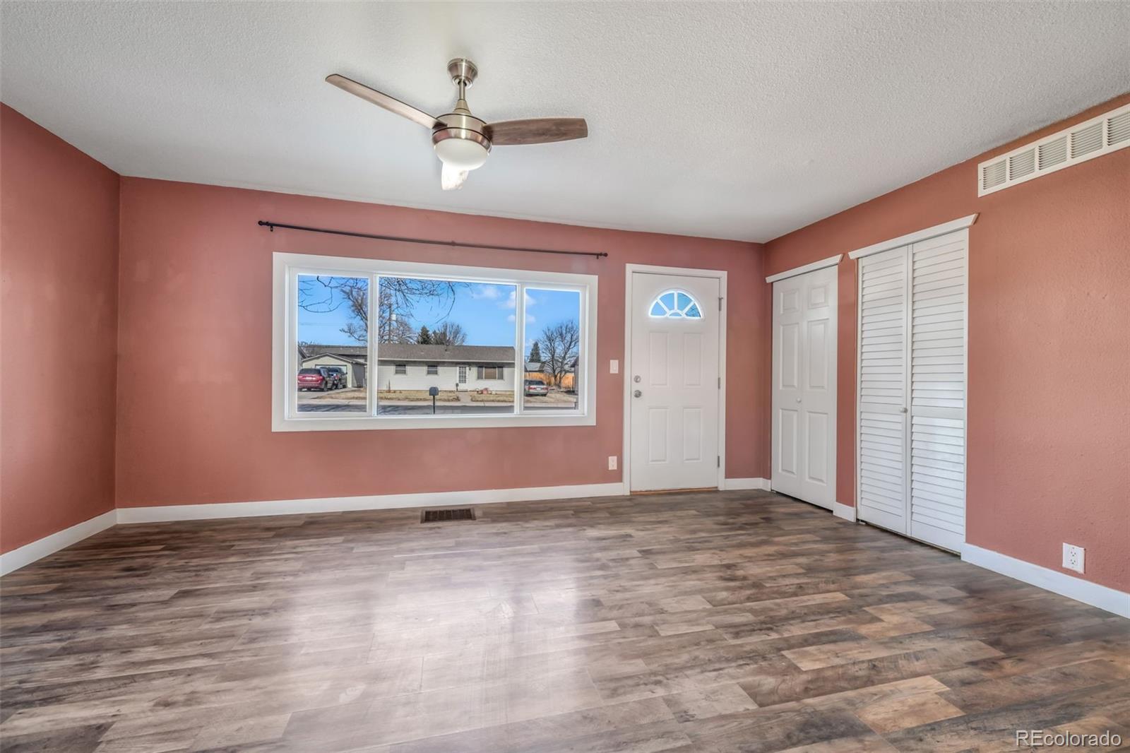 1051 Montrose Avenue