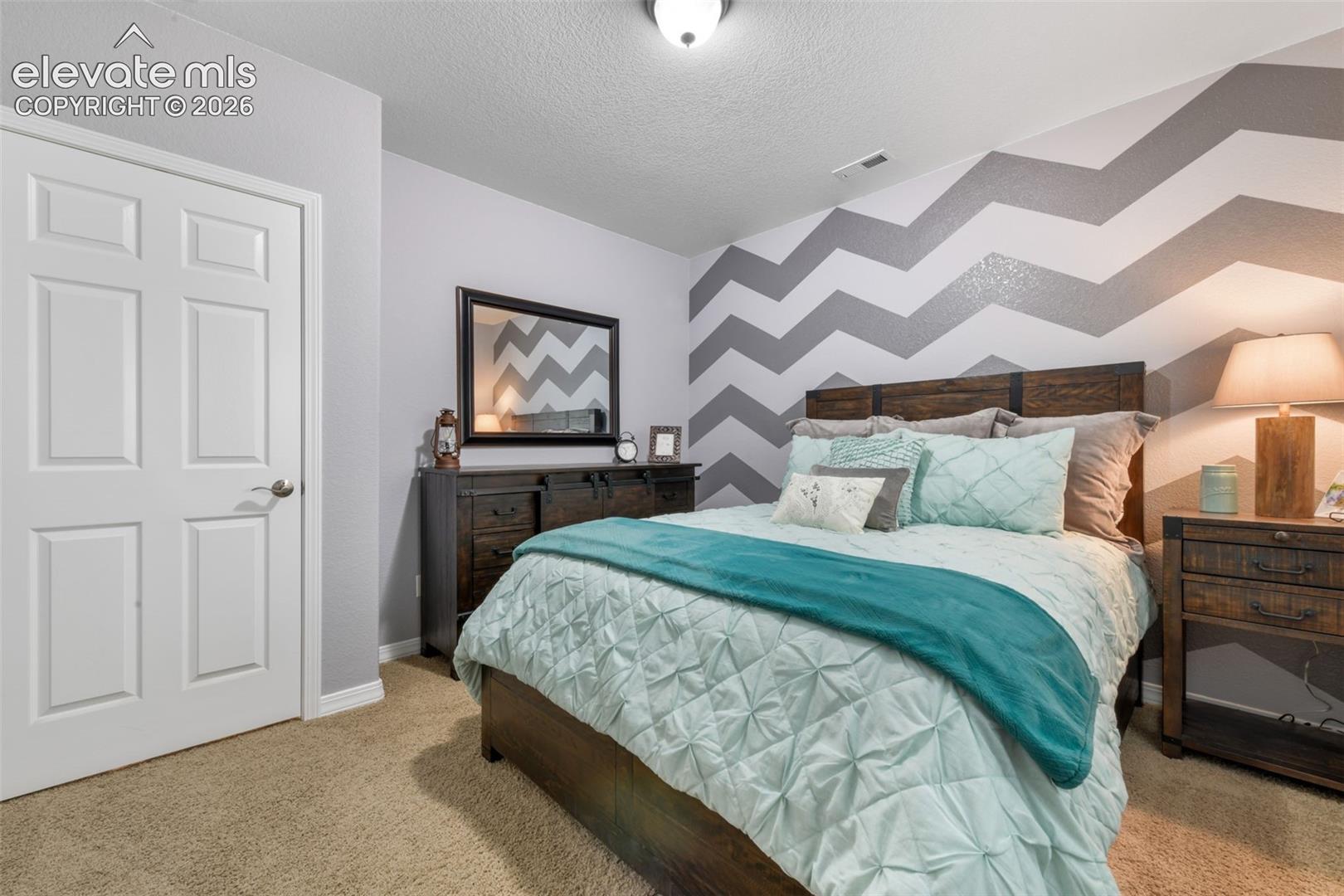 7867 Silver Birch Drive