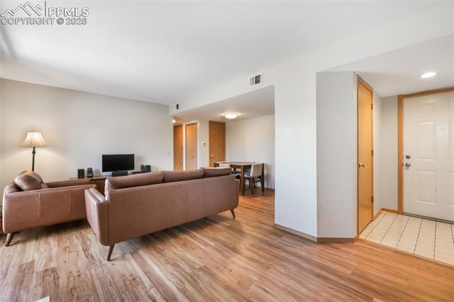 1323 Cathay Court Unit: 202