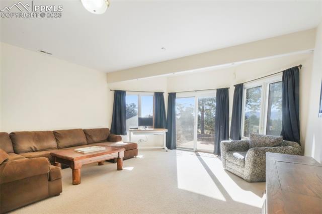 275 Tam O Shanter Way