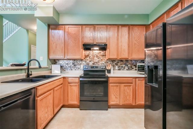 1223 Villa Grove