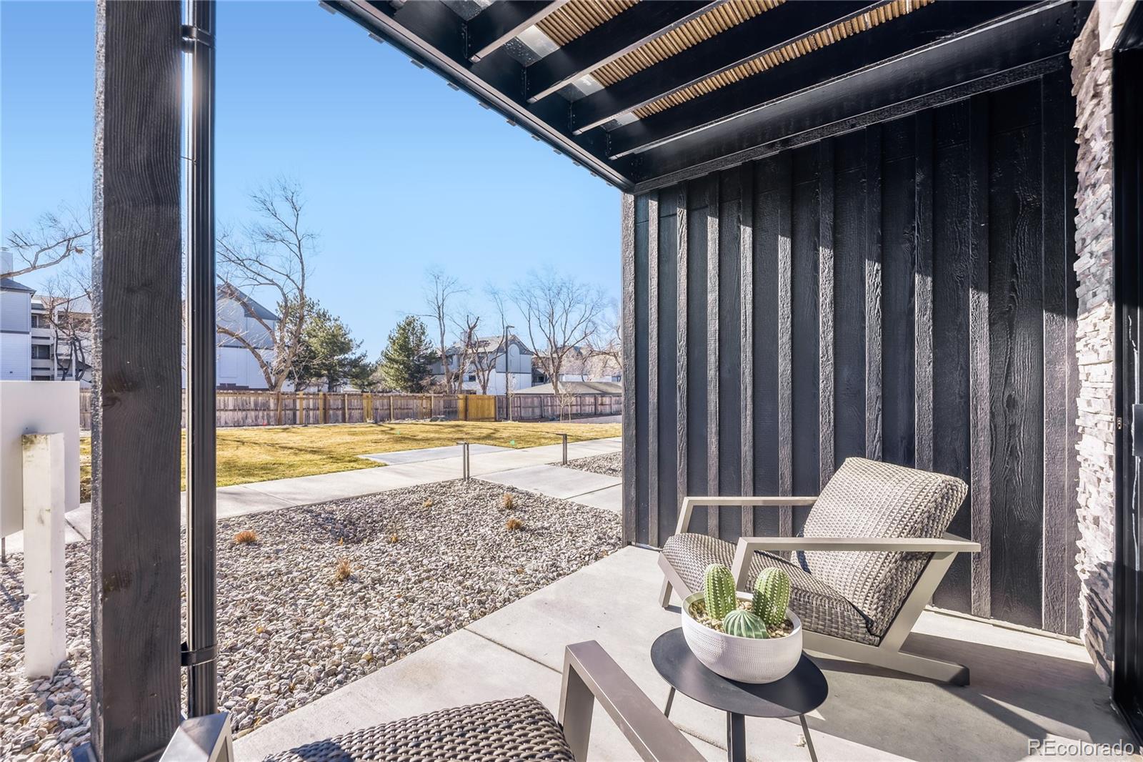 9195 Pierce Street Unit: 5
