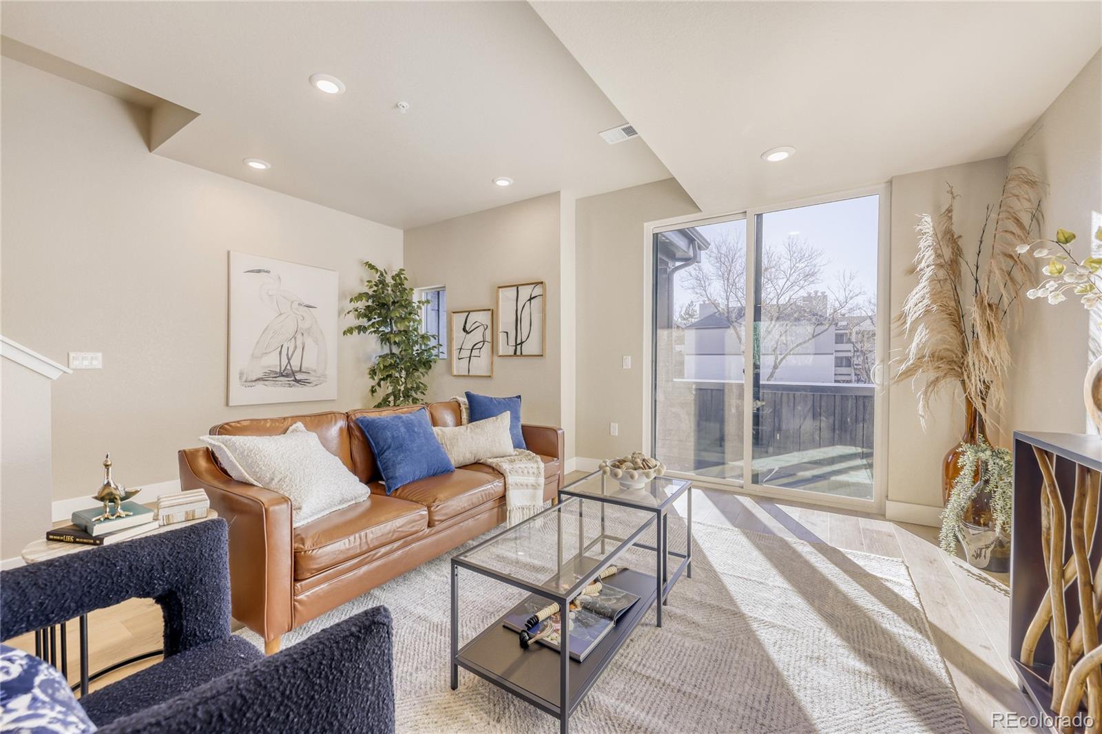 9195 Pierce Street Unit: 5
