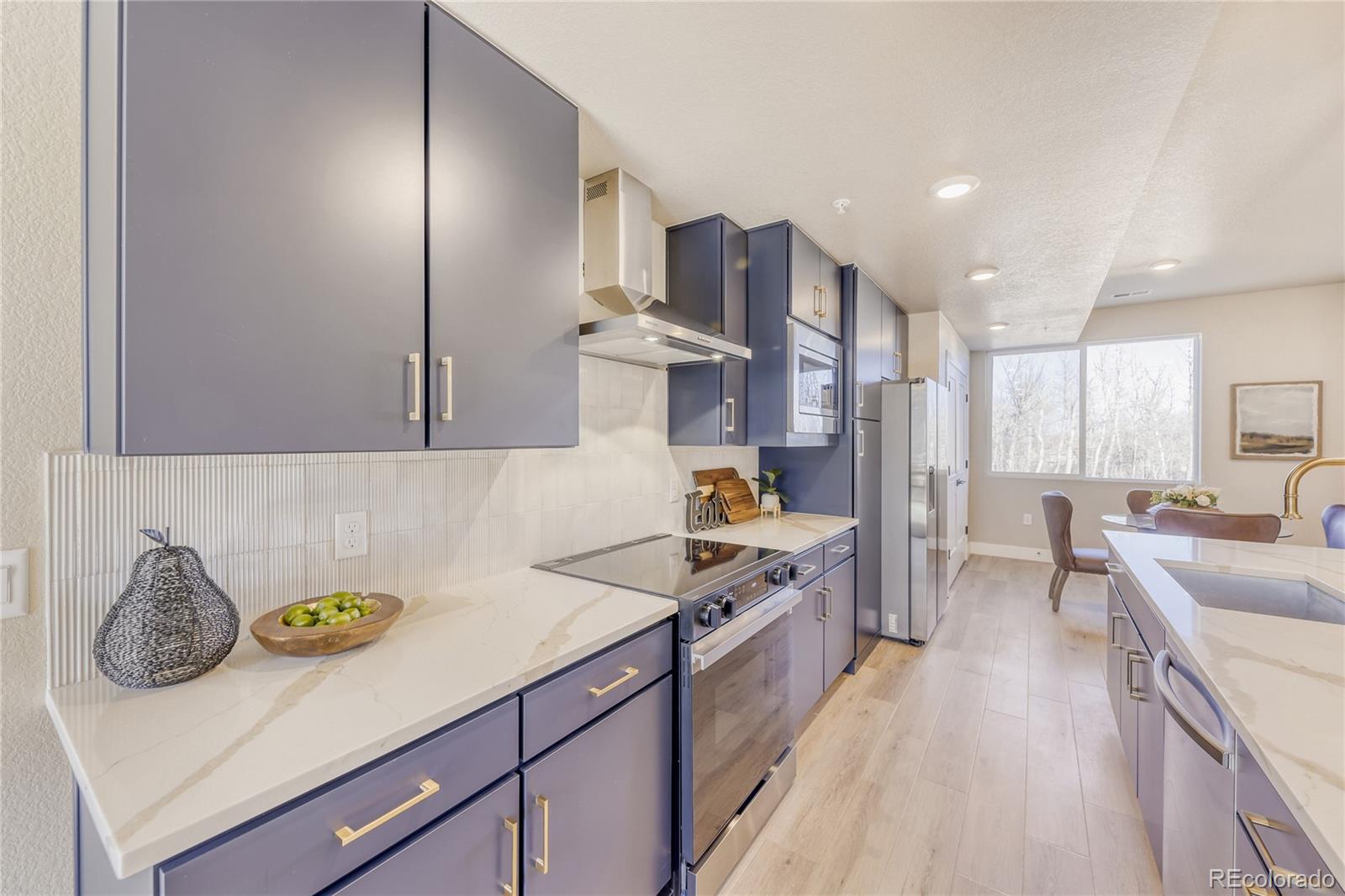 9195 Pierce Street Unit: 5