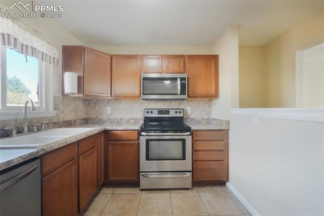 122 Widefield Boulevard