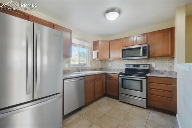 122 Widefield Boulevard