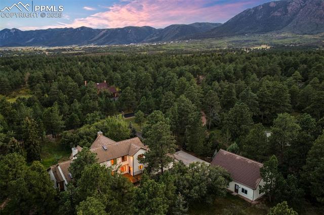 2880 Lake Meadow Drive