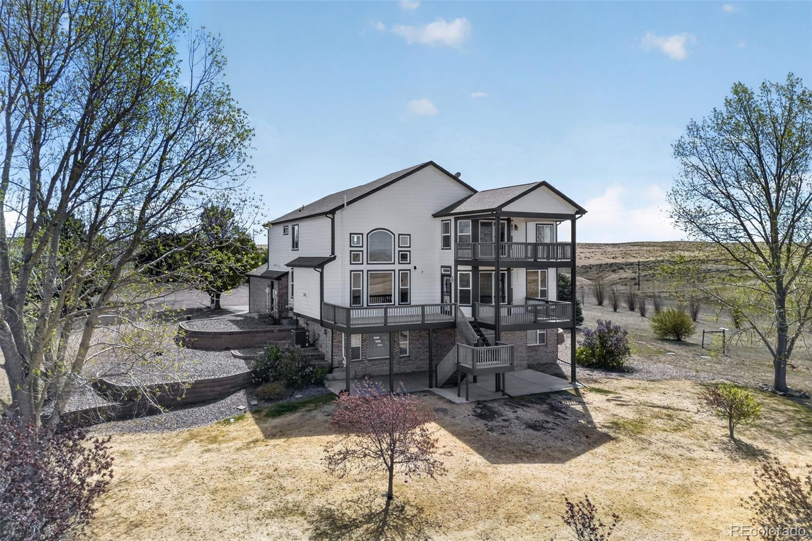 3551 S Lookout Hill Street