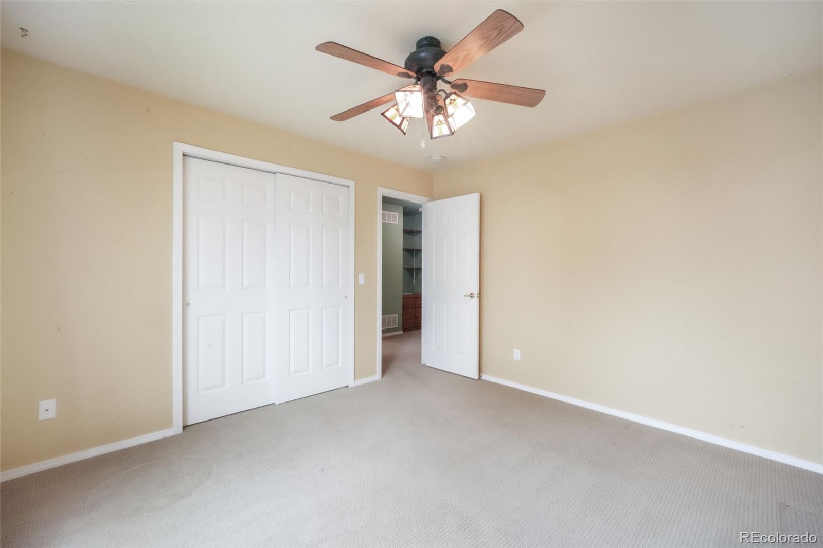 1223 Villa Grove