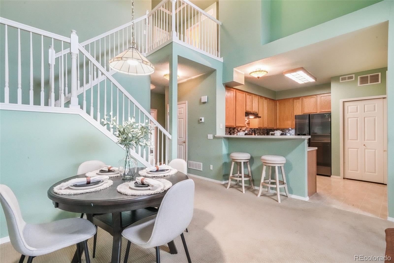 1223 Villa Grove