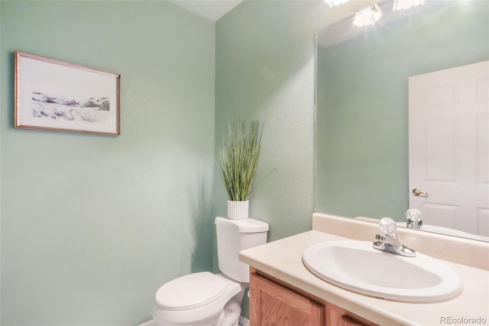 1223 Villa Grove