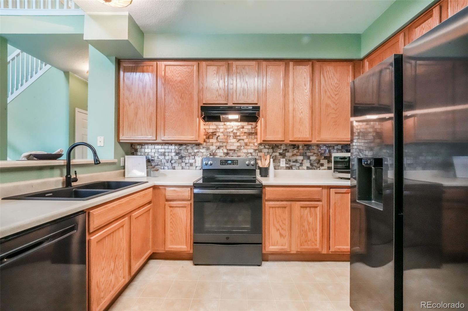 1223 Villa Grove